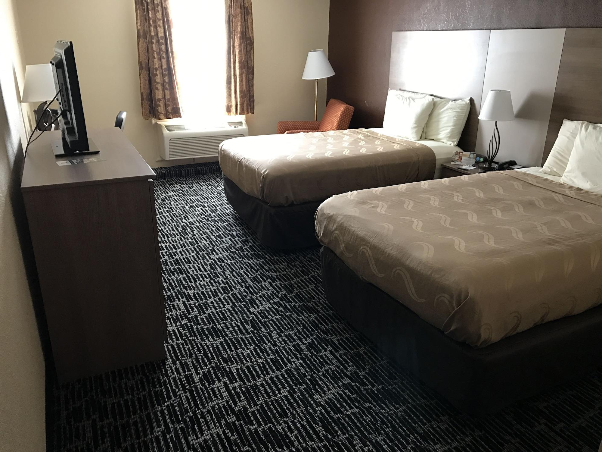 Quality Inn Near Pimlico Racetrack Baltimore Exterior photo