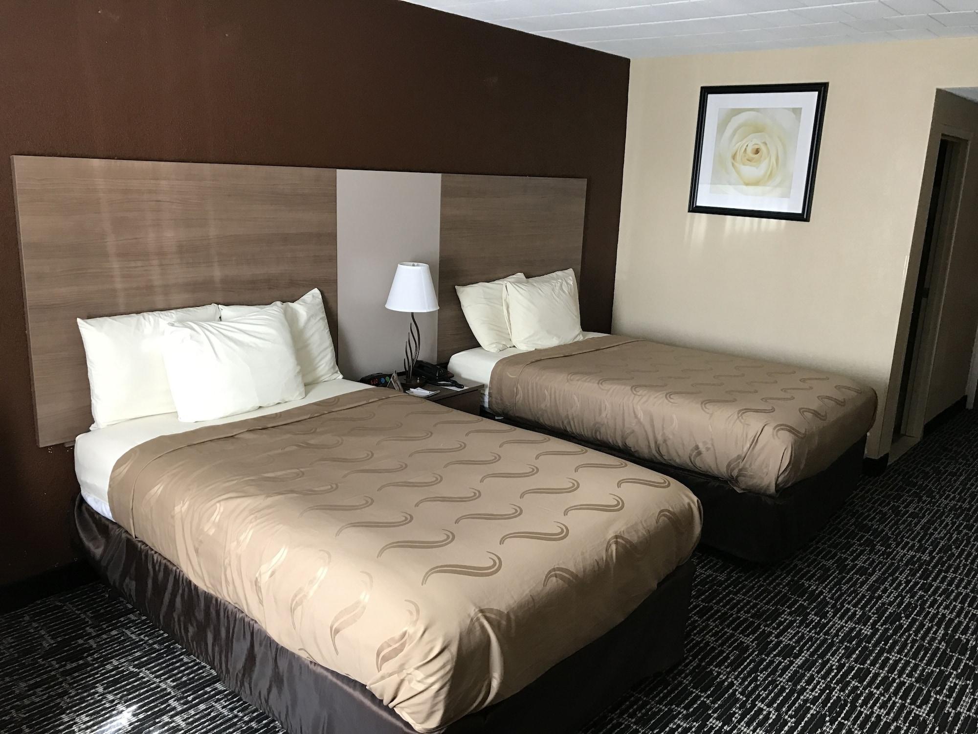 Quality Inn Near Pimlico Racetrack Baltimore Exterior photo